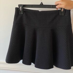 ALICE AND OLIVIA BLACK SKIRT